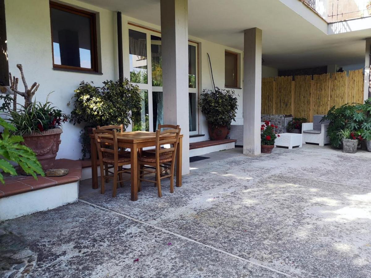 הוילה פיאטרה סנטה Parte Di Casa Con Giardino E Piscina מראה חיצוני תמונה